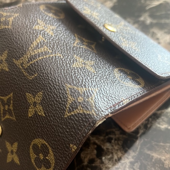 Auth LV Portefeuille Ellis Wallet - Picture 11 of 12